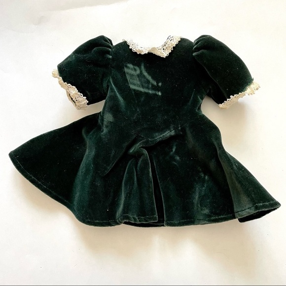 Vintage American Girl Molly Doll Retired Rare Christmas Evergreen Velvet Dress - Picture 3 of 14